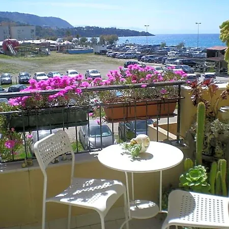 Couette-café Orizzonte 3*