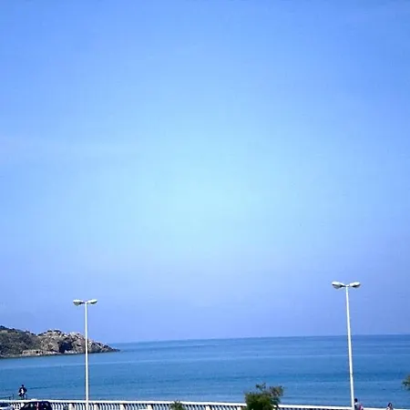 Couette-café Orizzonte 3*